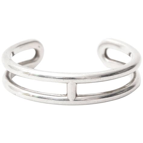 Hermes Osmose Cuff at 1stDibs .